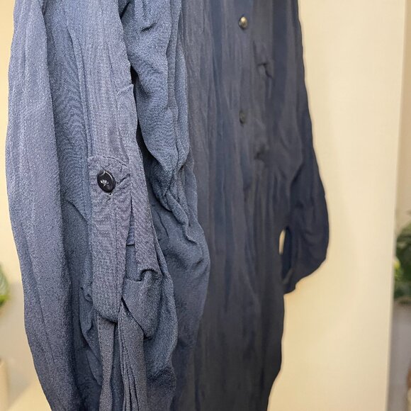 Moss Copenhagen Oversized Button Down - Picture 4 of 4